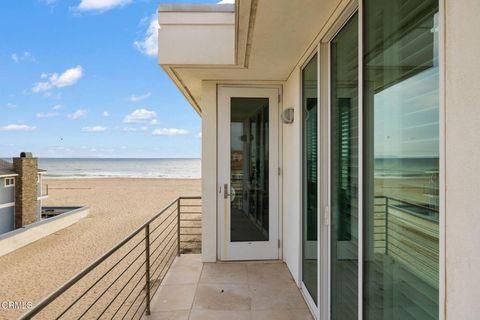 Tiny photo for 1135 Capri Way, Oxnard, CA 93035 (MLS # V1-33422)