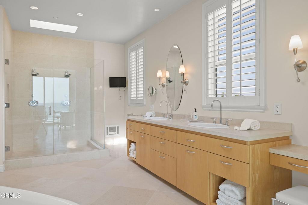 Oxnard Shores 01 - 127701 - Residential