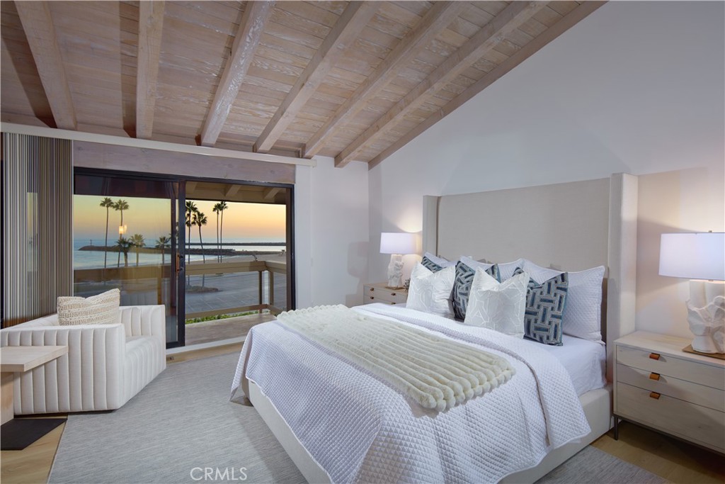Corona del Mar South of PCH (CDMS) - Residential