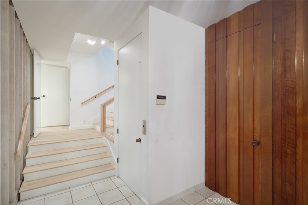 Corona del Mar South of PCH (CDMS) - Residential