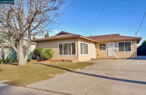 Photo of 816 Grant St St, Vallejo, CA 94590 (MLS # 41121102)