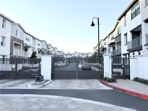 Photo of 6996 Crimson Drive Dr, Buena Park, CA 90621 (MLS # RS26072932)