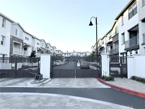 MLS: RS26072932