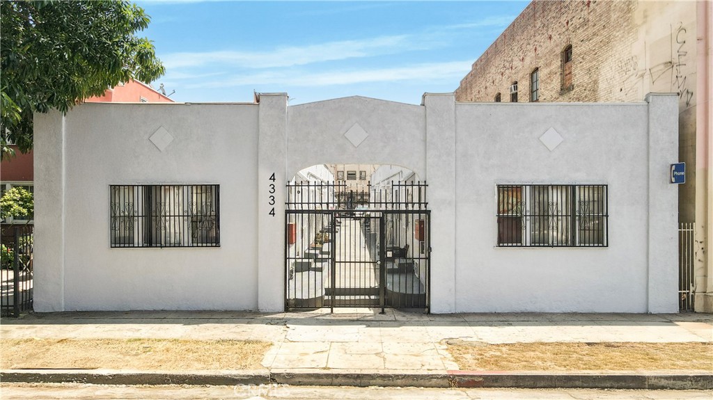 4334 S. Main Street is a 10-unit apartment building in South Los Angeles located 5 minutes away from BMO Stadium, which is the home of the Los Angeles Football Club. The opportunity consists of six (6) one-bedroom units and four (4) studio units separately metered for gas and electricity. Several units have been renovated to include updated white cabinetry, engineered hard wood floors, tiled showers, and quartz countertop. The main electrical panel and subpanels in each unit have been recently updated; as well as the roofs for both structures. There are five parking spaces in the rear for half of the units. Lastly, there is still approximately 37% rental upside that can be achieved as units turnover.