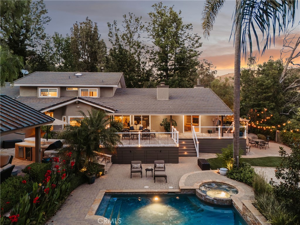 9911 Overhill Drive