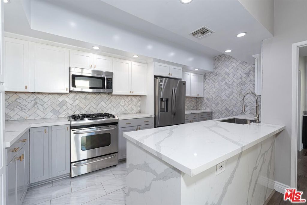 Photo of 14569 Benefit Street #304, Sherman Oaks, CA 91403 (MLS # 25617825)