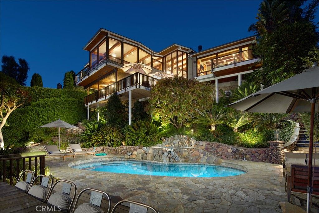 Photo of 630 Diamond Street, Laguna Beach, CA 92651 (MLS # NP25225553)
