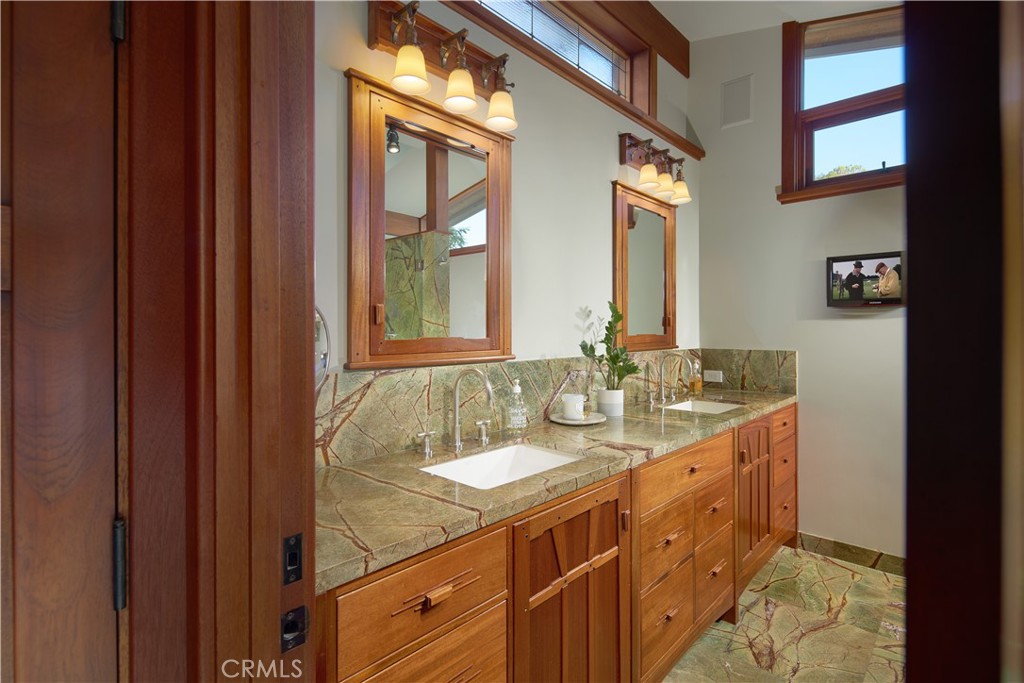 630 Diamond Street, Laguna Beach CA 92651 - Photo 16