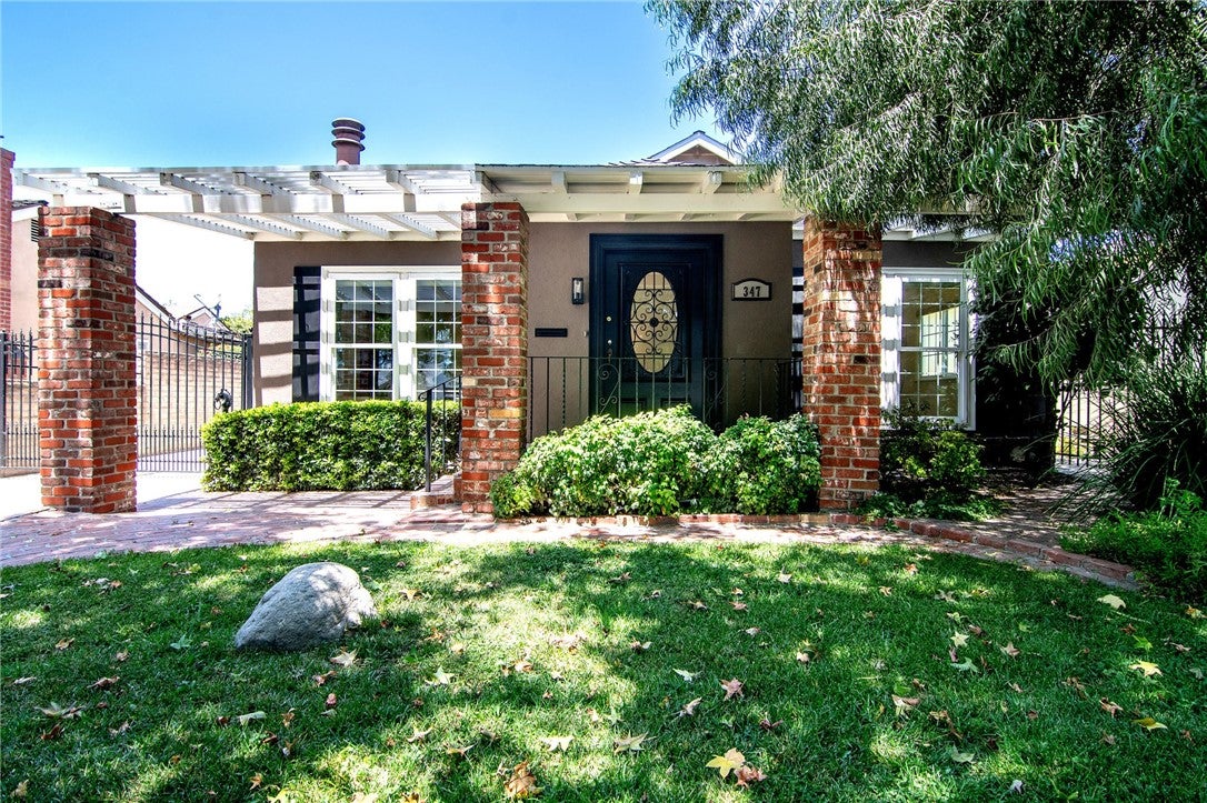 347 W Spazier Avenue
