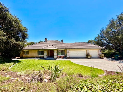 Photo of 750 Manor Ridge Road, Santa Paula, CA 93060 (MLS # V1-37022)