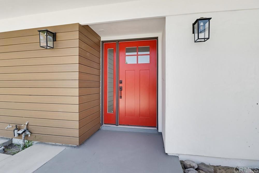 352 Pearlwood Street