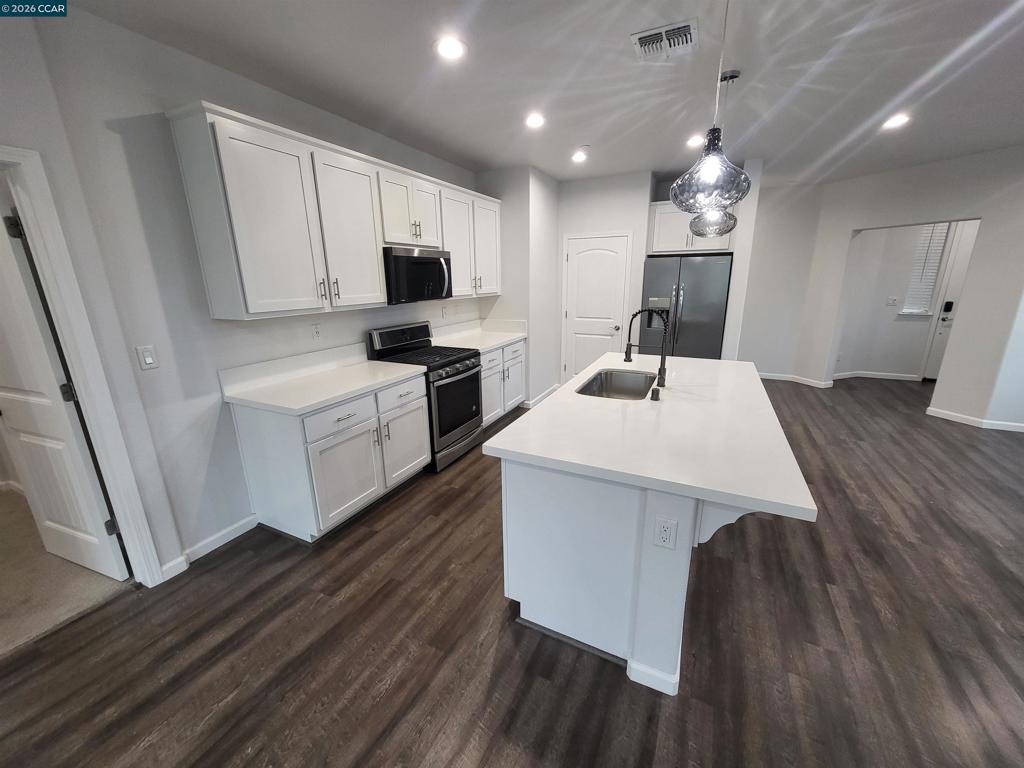 2809 Tartarian Way