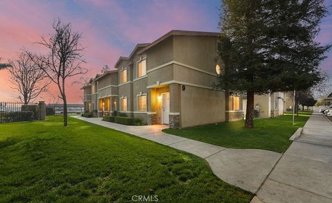 Photo of 600 Hosking Ave. #BL39 Ave, Bakersfield, CA 93307 (MLS # CV26027830)