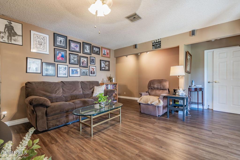 Alpine (Texas)-101 - 101 - Residential