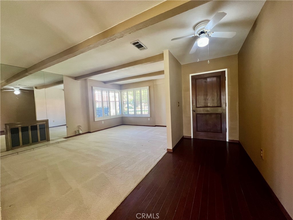 1229 Seven Hills Dr
