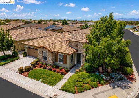 Photo of 7295 Keyesport Way WAY, Discovery Bay, CA 94505 (MLS # 41148200)