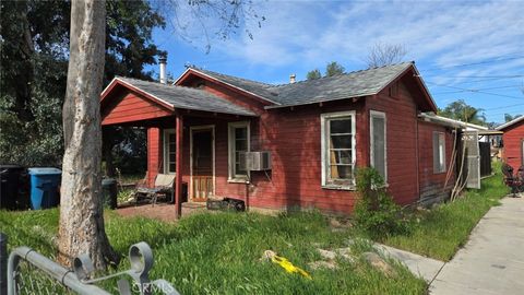 33189 Schaper Lake Elsinore CA 92530