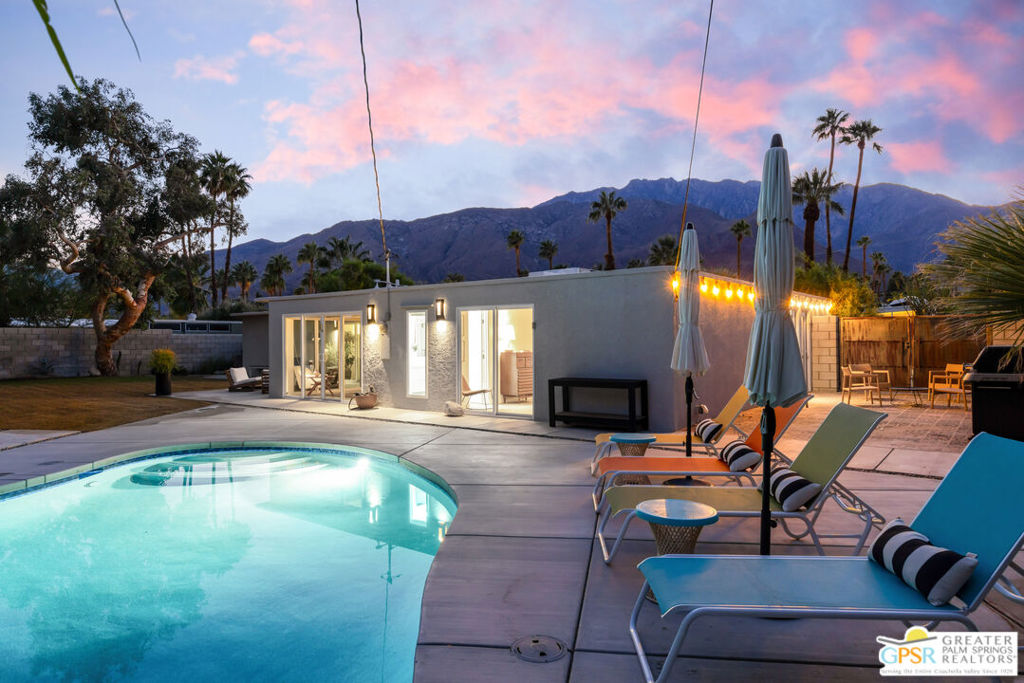 Racquet Club East - Residential