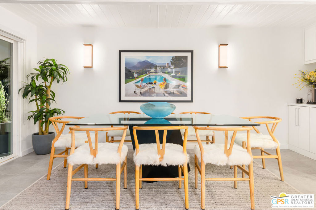 Racquet Club East - Residential