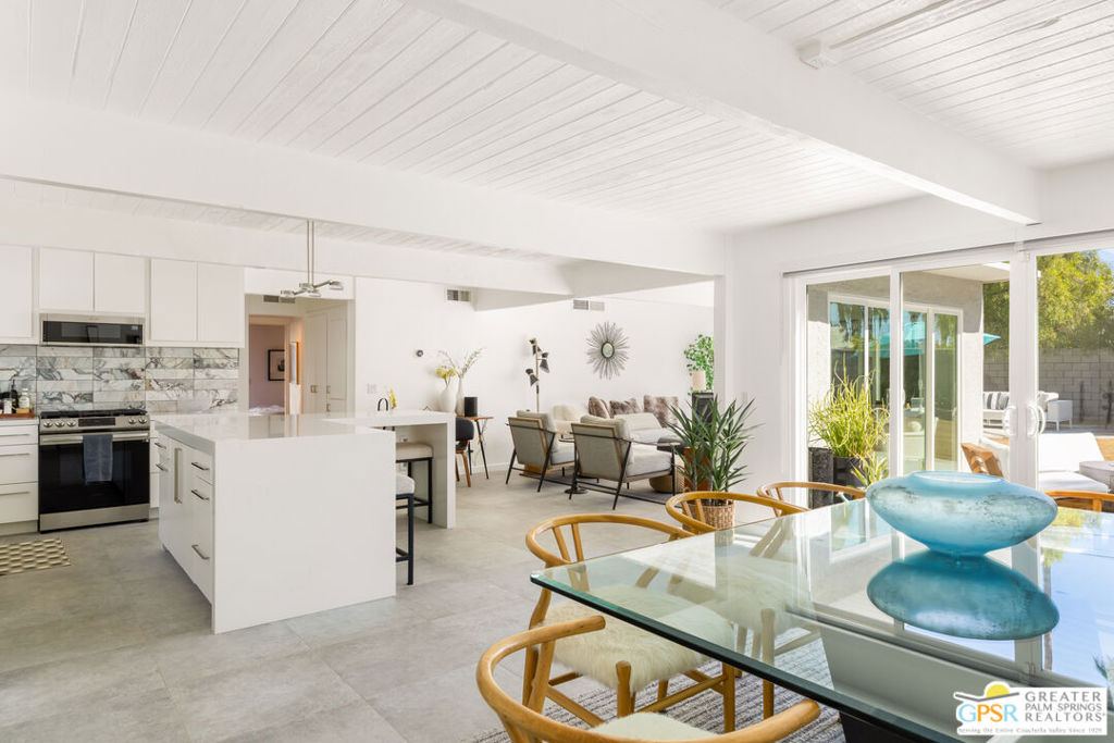Racquet Club East - Residential