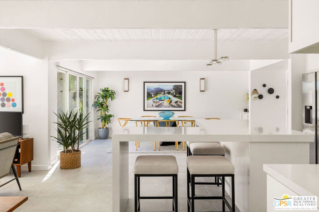 Racquet Club East - Residential