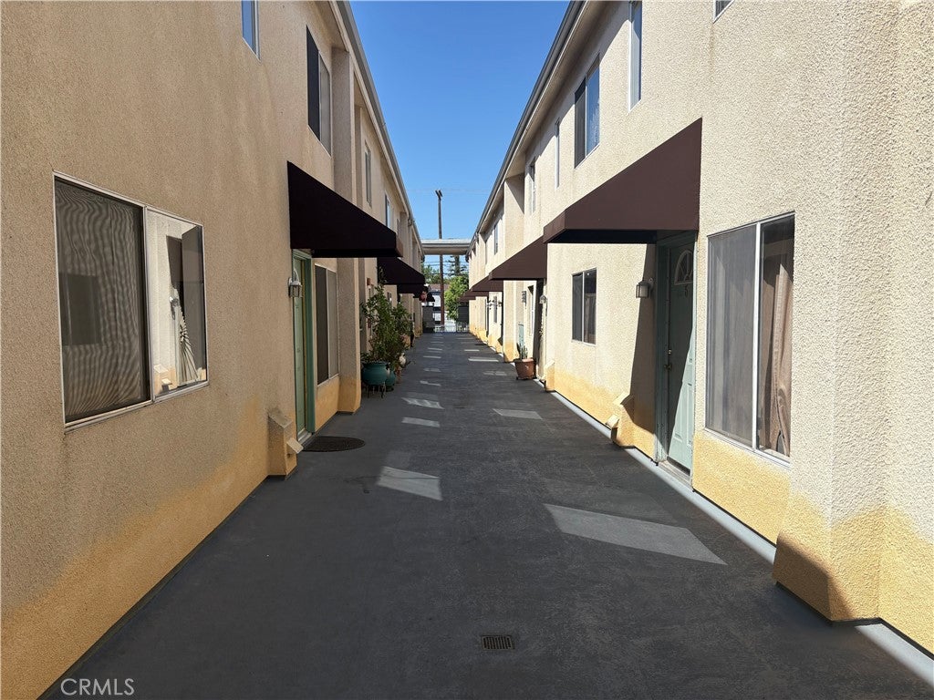 8800 Burnet 16