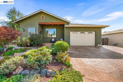 Photo of 47673 Fortner St ST, Fremont, CA 94539 (MLS # 41148904)