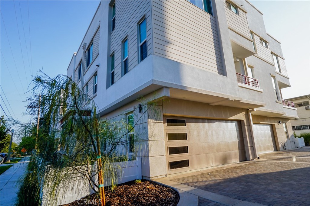Properties 2 137 Saint Francis St A