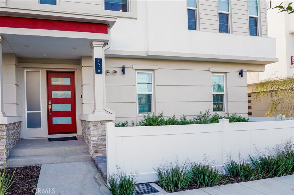 Properties 1 137 Saint Francis St A