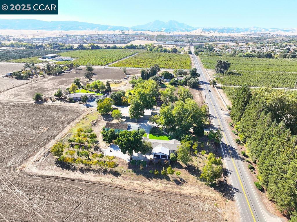 BRENTWOOD - Residential