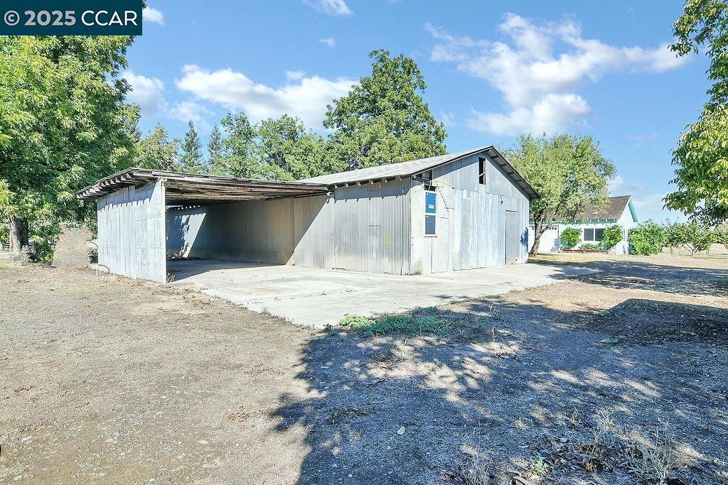 BRENTWOOD - Residential