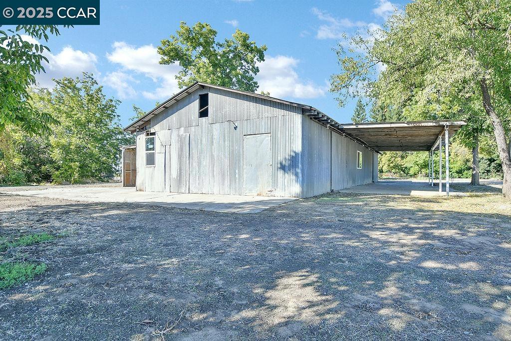 BRENTWOOD - Residential