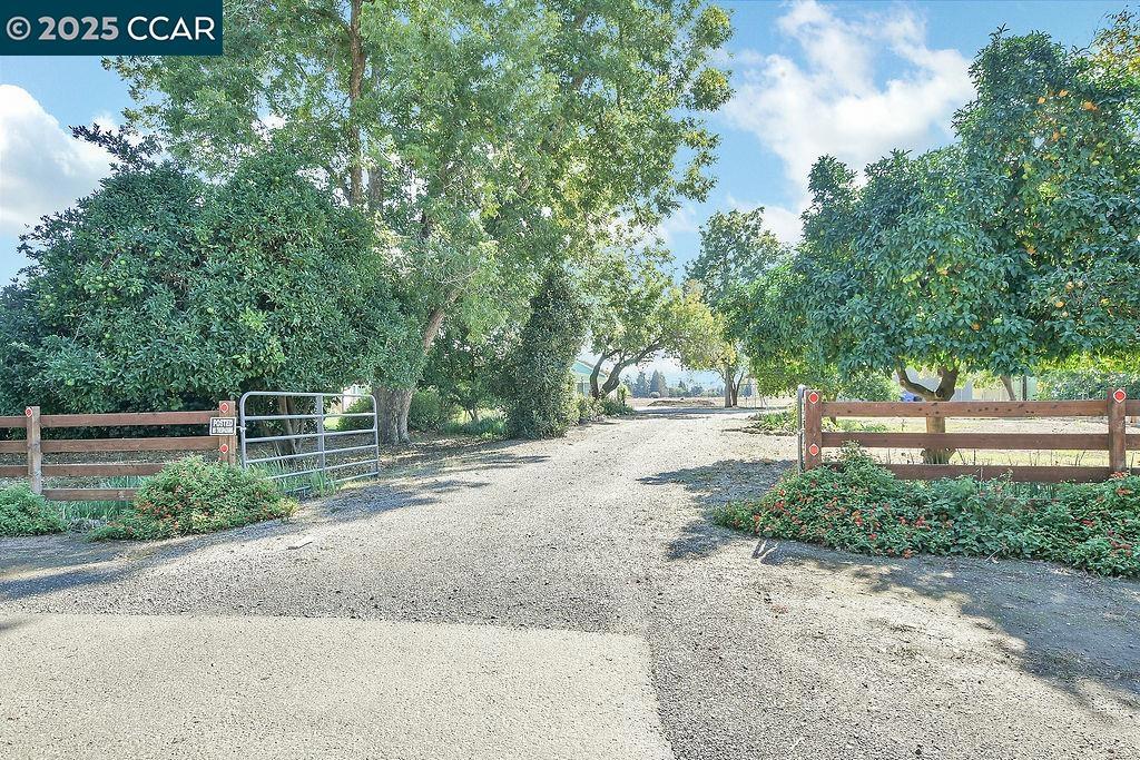 BRENTWOOD - Residential