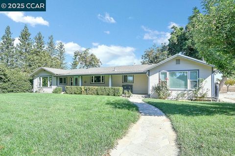 Photo of 2280 Concord Ave Ave, Brentwood, CA 94513 (MLS # 41115713) Photo of 2280 Concord Ave Ave, Brentwood, CA 94513 (MLS # 41115713)