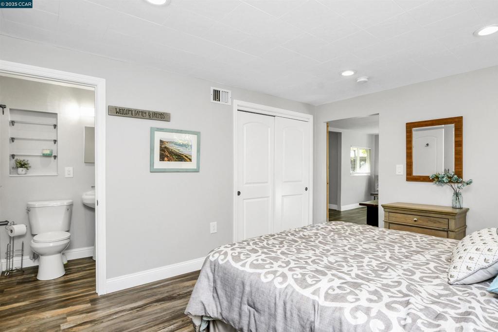 BRENTWOOD - Residential