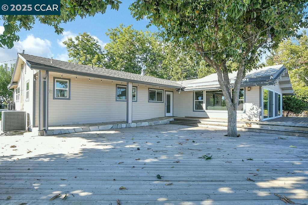 BRENTWOOD - Residential