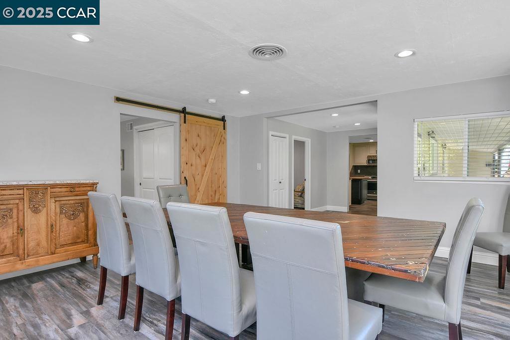 BRENTWOOD - Residential