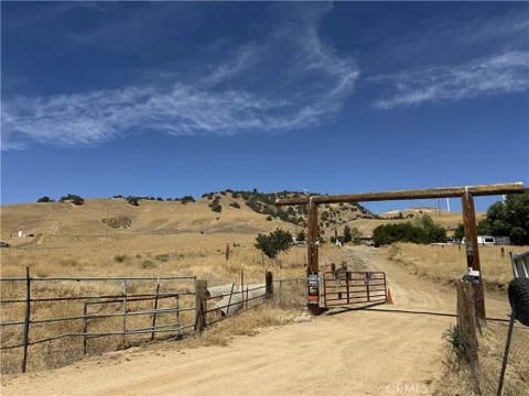 MLS: SR26184883