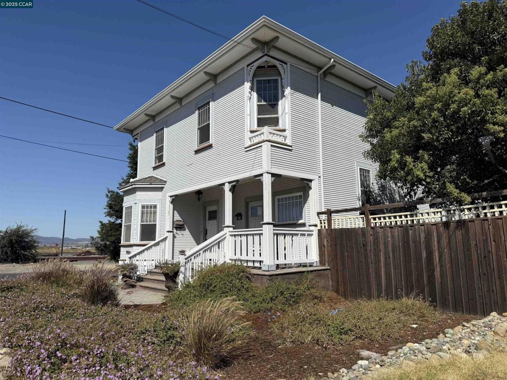 200 Solano St