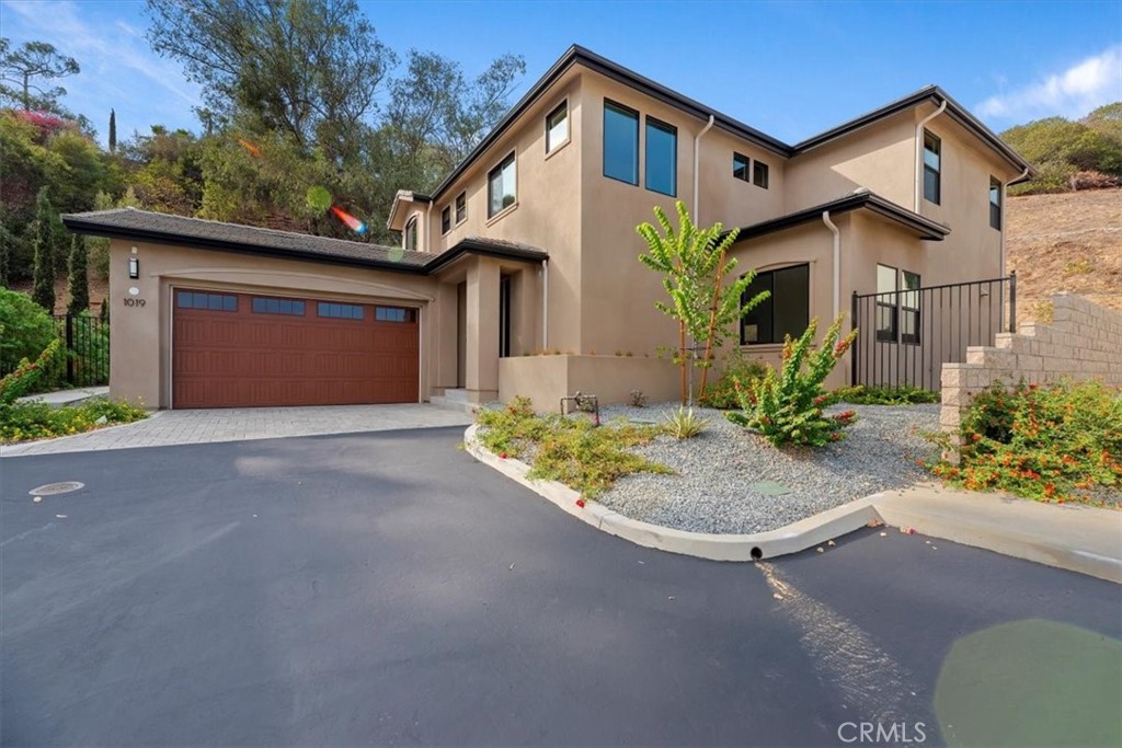 BRAND NEW HOME, READY TO MOVE IN. THE COMMUNITY IS A COLLECTION OF 9 MODERN SINGLE-FAMILY HOMES, LOCATED IN A SECLUDED AND VERY PRIVATE CUL DE SAC, IN THE HEART OF THE GARVANZA DISTRICT IN TRENDY HIGHLAND PARK. A STONE'S THROW AWAY FROM SOUTH PASADENA, GLENDALE AND ONLY MINUTES AWAY FROM DOWNTOWN LA'S BUSINESS DISTRICT. THIS LUXURY HOME FEATURES 4 LARGE BEDROOMS, 3 FULL BATHS, INCLUDING A LUXURIOUS MAIN BEDROOM, AND A DOWNSTAIRS BEDROOM/ OFFICE WITH A FULL BATH, AS WELL AS A HUGE LOFT/BONUS ROOM UPSTAIRS, THAT COULD BE A 5TH BEDROOM.