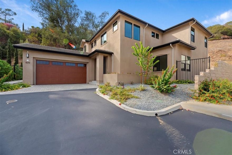 BRAND NEW HOME, READY TO MOVE IN. THE COMMUNITY IS A COLLECTION OF 9 MODERN SINGLE-FAMILY HOMES, LOCATED IN A SECLUDED AND VERY PRIVATE CUL DE SAC, IN THE HEART OF THE GARVANZA DISTRICT IN TRENDY HIGHLAND PARK. A STONE'S THROW AWAY FROM SOUTH PASADENA, GLENDALE AND ONLY MINUTES AWAY FROM DOWNTOWN LA'S BUSINESS DISTRICT. THIS LUXURY HOME FEATURES 4 LARGE BEDROOMS, 3 FULL BATHS, INCLUDING A LUXURIOUS MAIN BEDROOM, AND A DOWNSTAIRS BEDROOM/ OFFICE WITH A FULL BATH, AS WELL AS A HUGE LOFT/BONUS ROOM UPSTAIRS, THAT COULD BE A 5TH BEDROOM.
