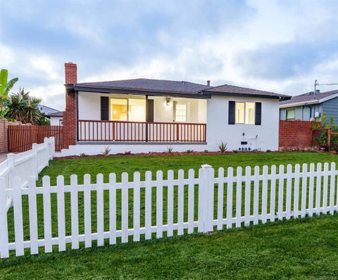 Photo of Oceanside, CA 92054 (MLS # 260016313SD)