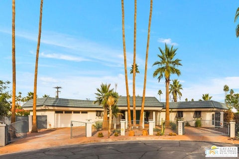 Photo of 73484 Tamarisk Street, Palm Desert, CA 92260 (MLS # 26997683PS)