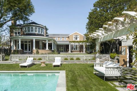 Photo of Malibu, CA 90265 (MLS # 26685147)