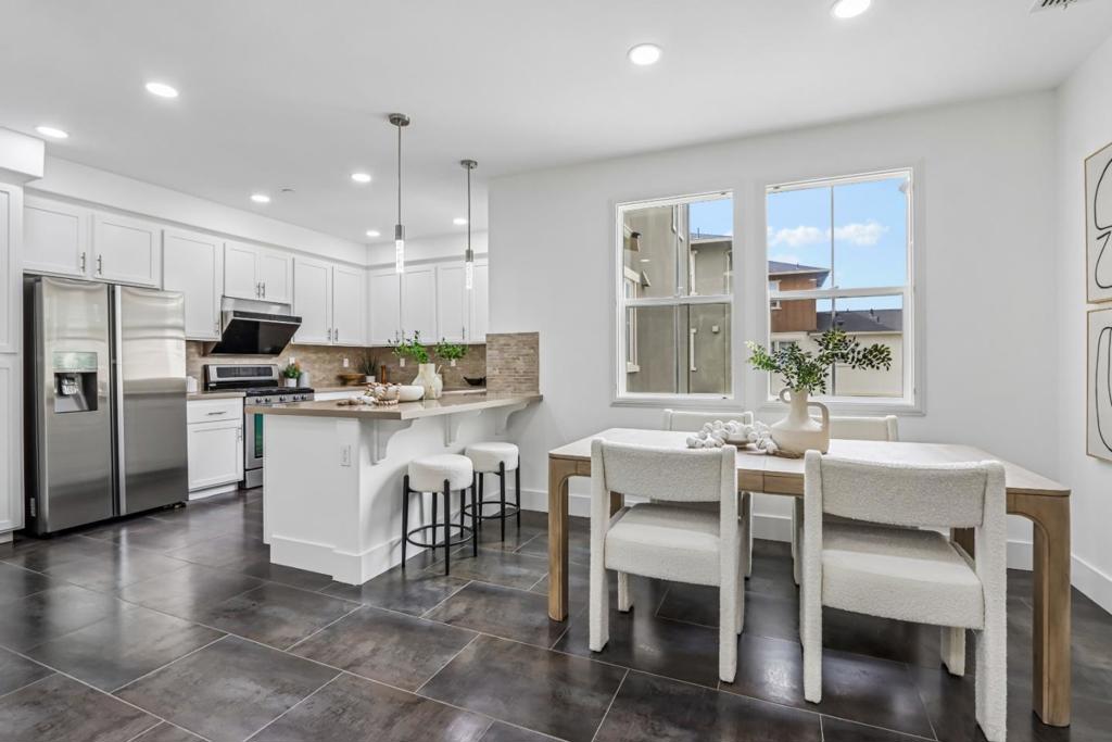 1339 Nestwood