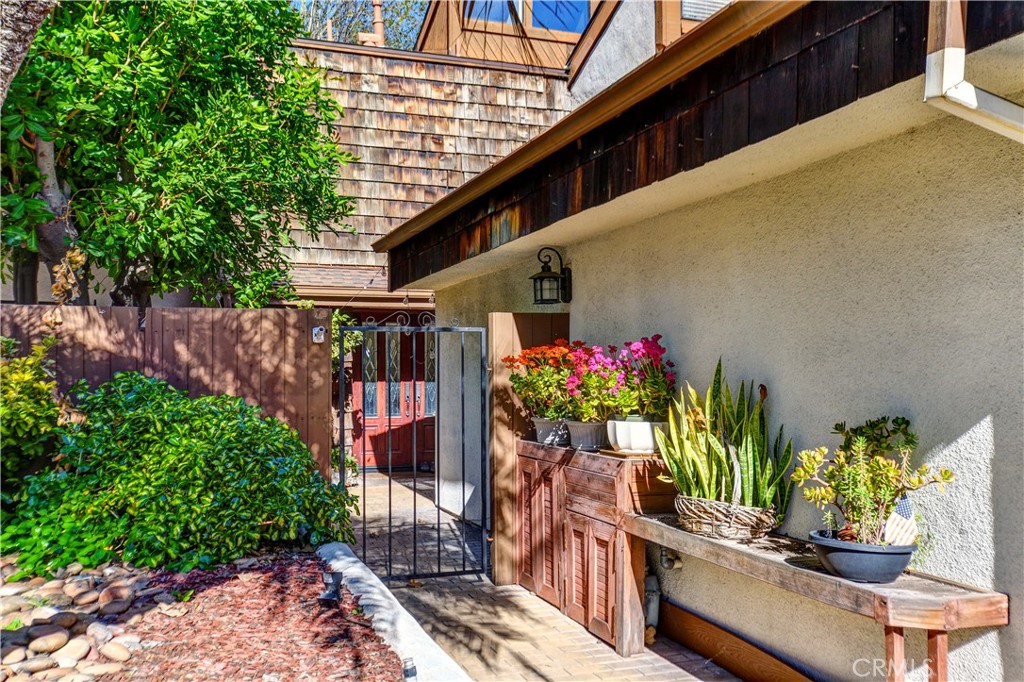 9453 Friendly Woods Lane