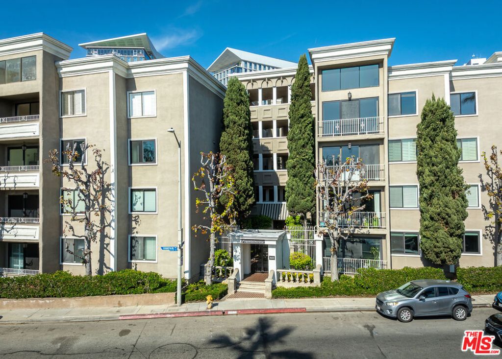 Photo of 8455 Fountain Avenue #302, West Hollywood, CA 90069 (MLS # 26649743)