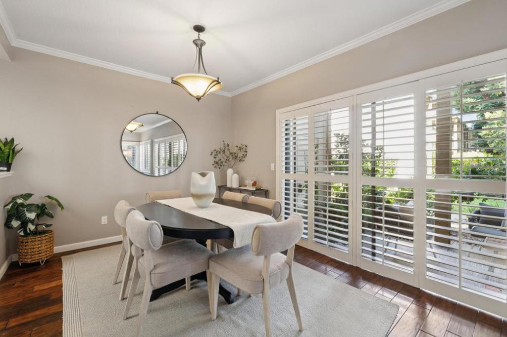 1328 Woodside Road