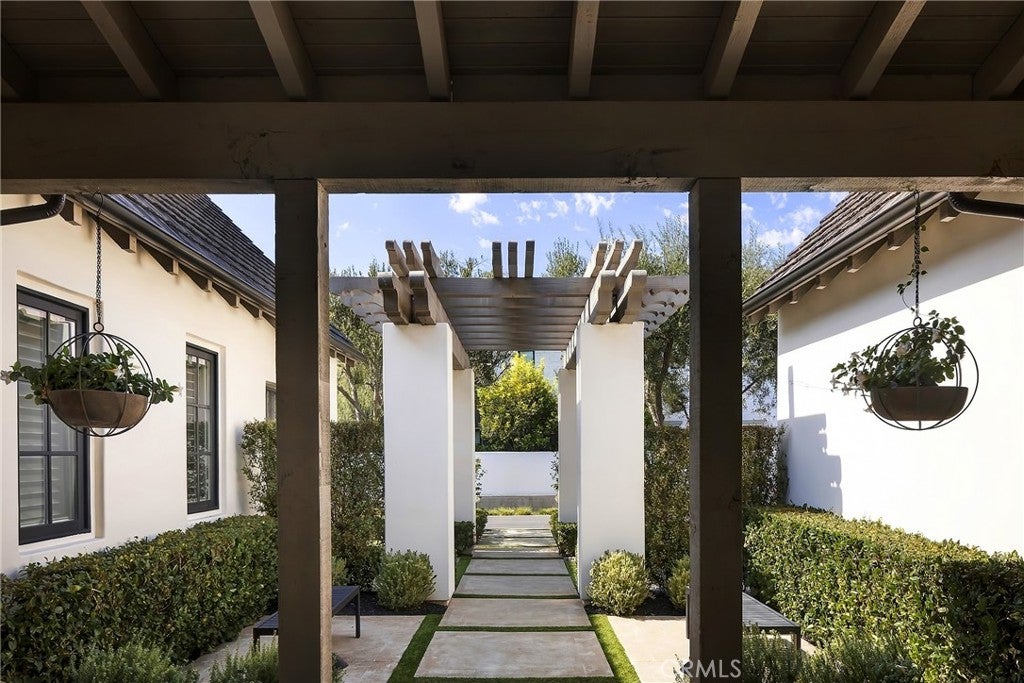 28640 Martingale Drive, San Juan Capistrano CA 92675 - Photo 9