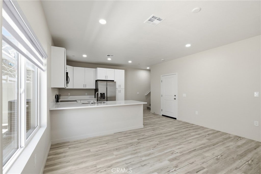 8181 Amerena Way